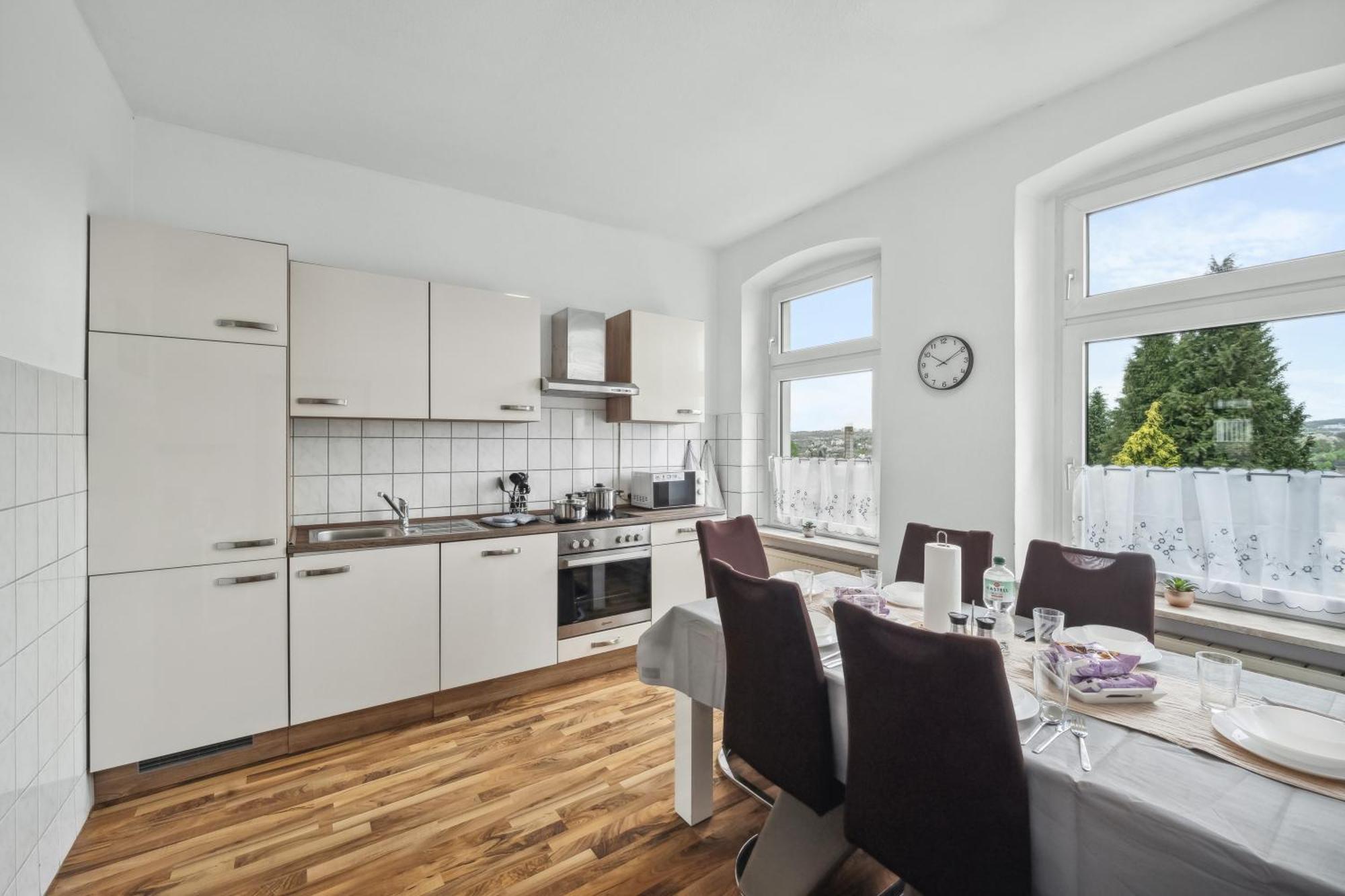 Wupper Home Ii, Top Lage Ideal Fuer Geschaeftsleute, Monteure, Familien, 3 Zimmer, Flachbild-Tv Wuppertal Ngoại thất bức ảnh